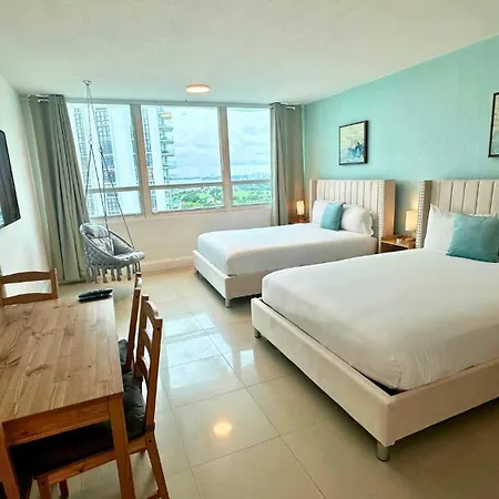 Seastays-Beachfront Apartments Miami Beach Exterior photo