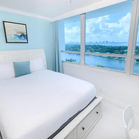 Seastays-Beachfront Apartments Miami Beach Exterior photo