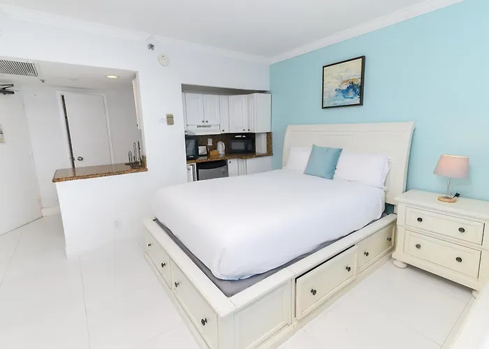 Seastays-Beachfront Apartments